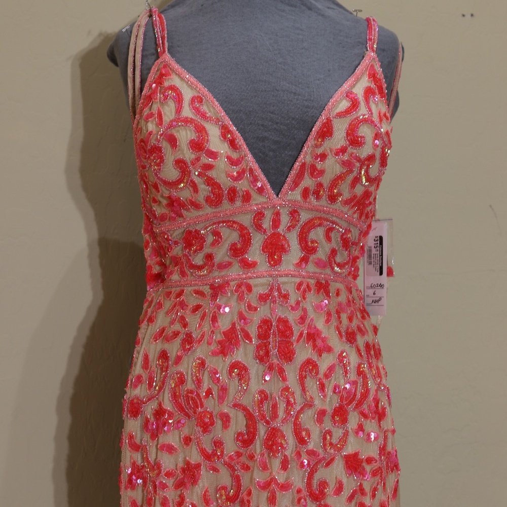 SCALA 2 tone beaded short dress with chain straps HC nude size 6